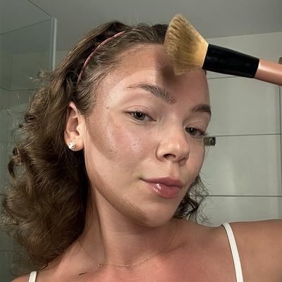 237 Self Tan Contour Brush